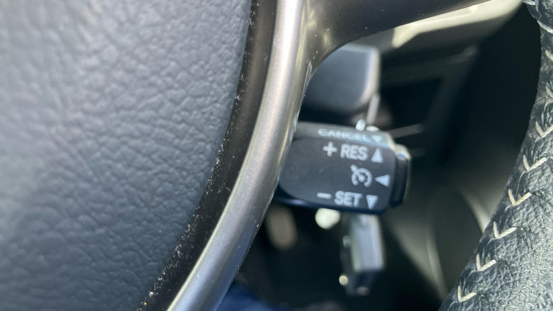 Toyota Yaris 1.33 VVT-i Icon 5dr Petrol Hatchback